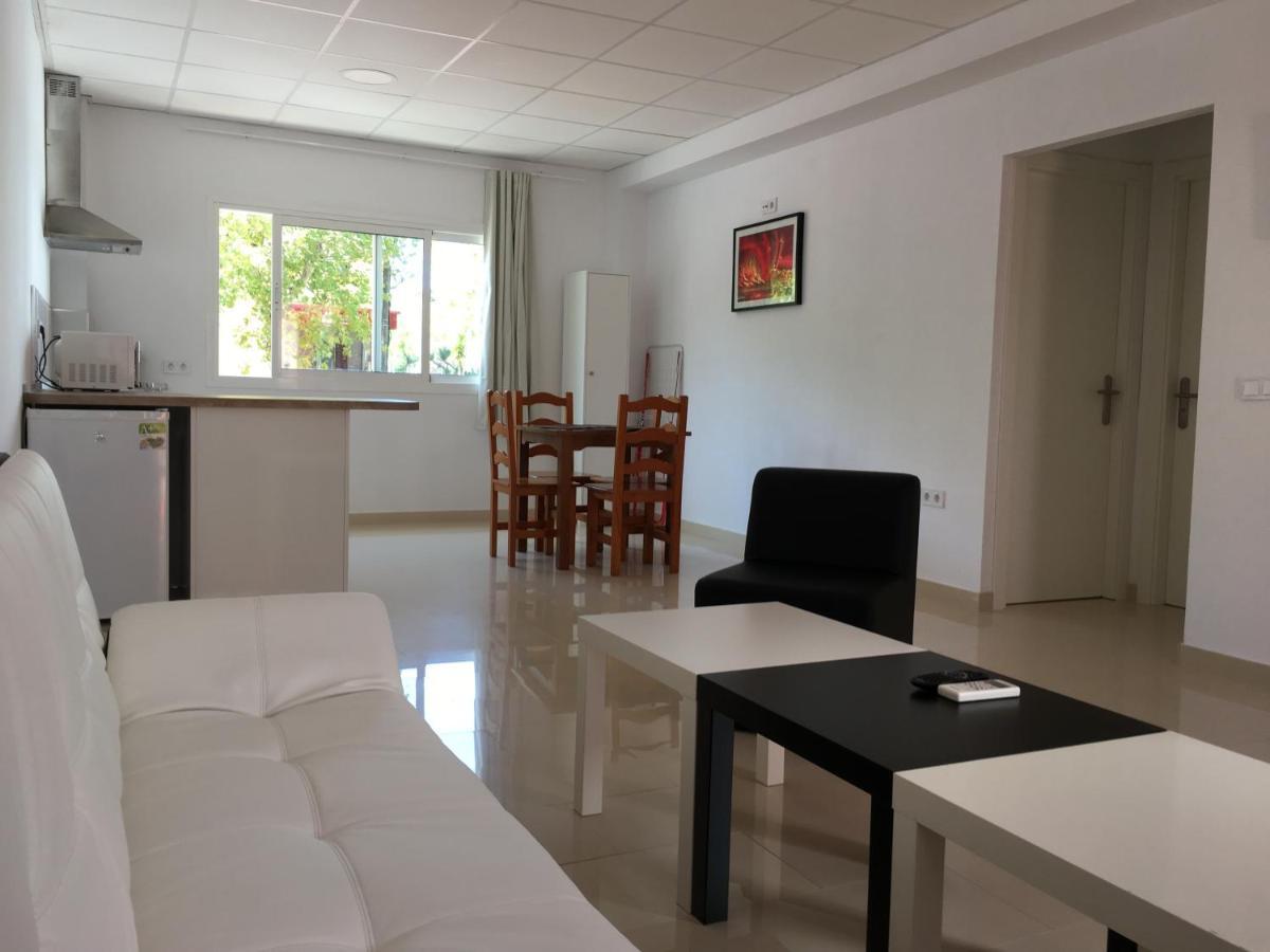 Apartamentos Carmen Teresa Торемолинос Екстериор снимка