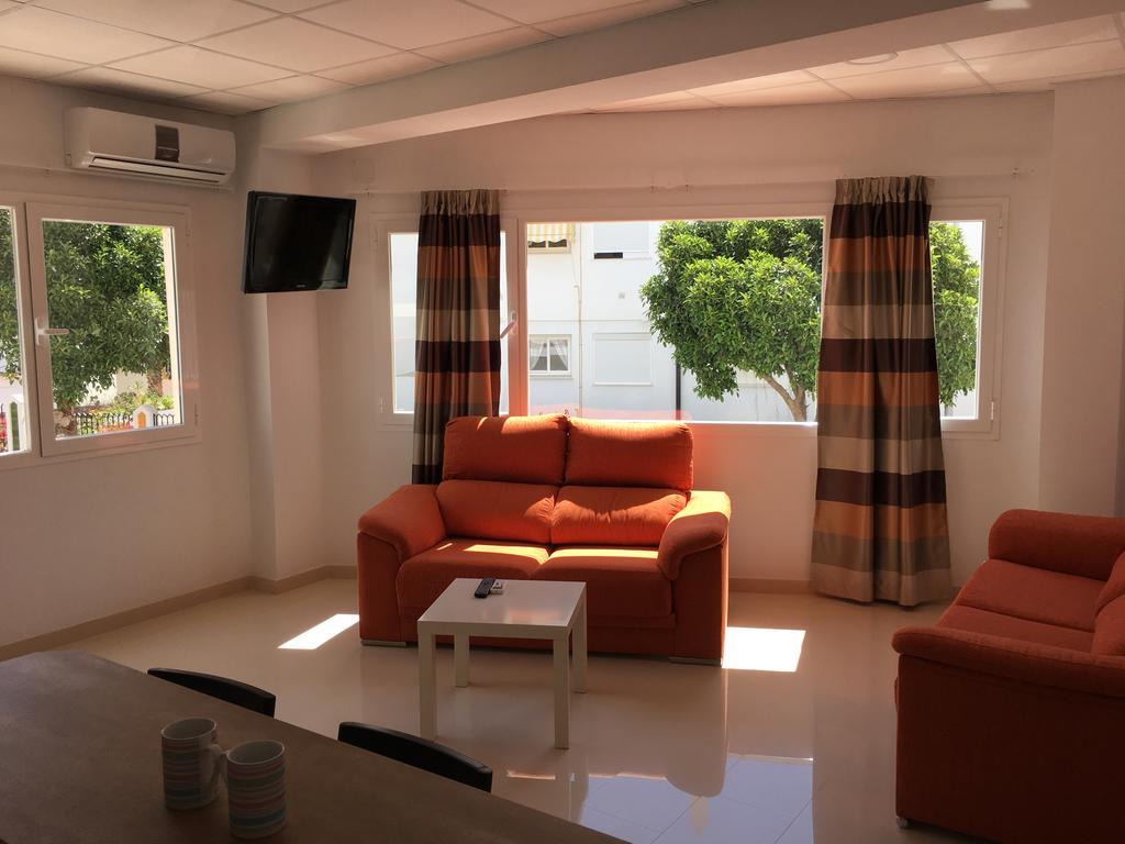 Apartamentos Carmen Teresa Торемолинос Екстериор снимка