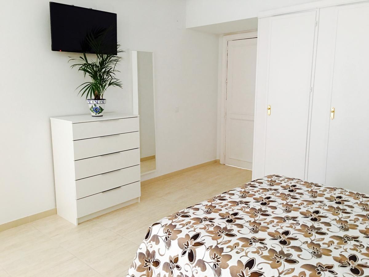 Apartamentos Carmen Teresa Торемолинос Екстериор снимка